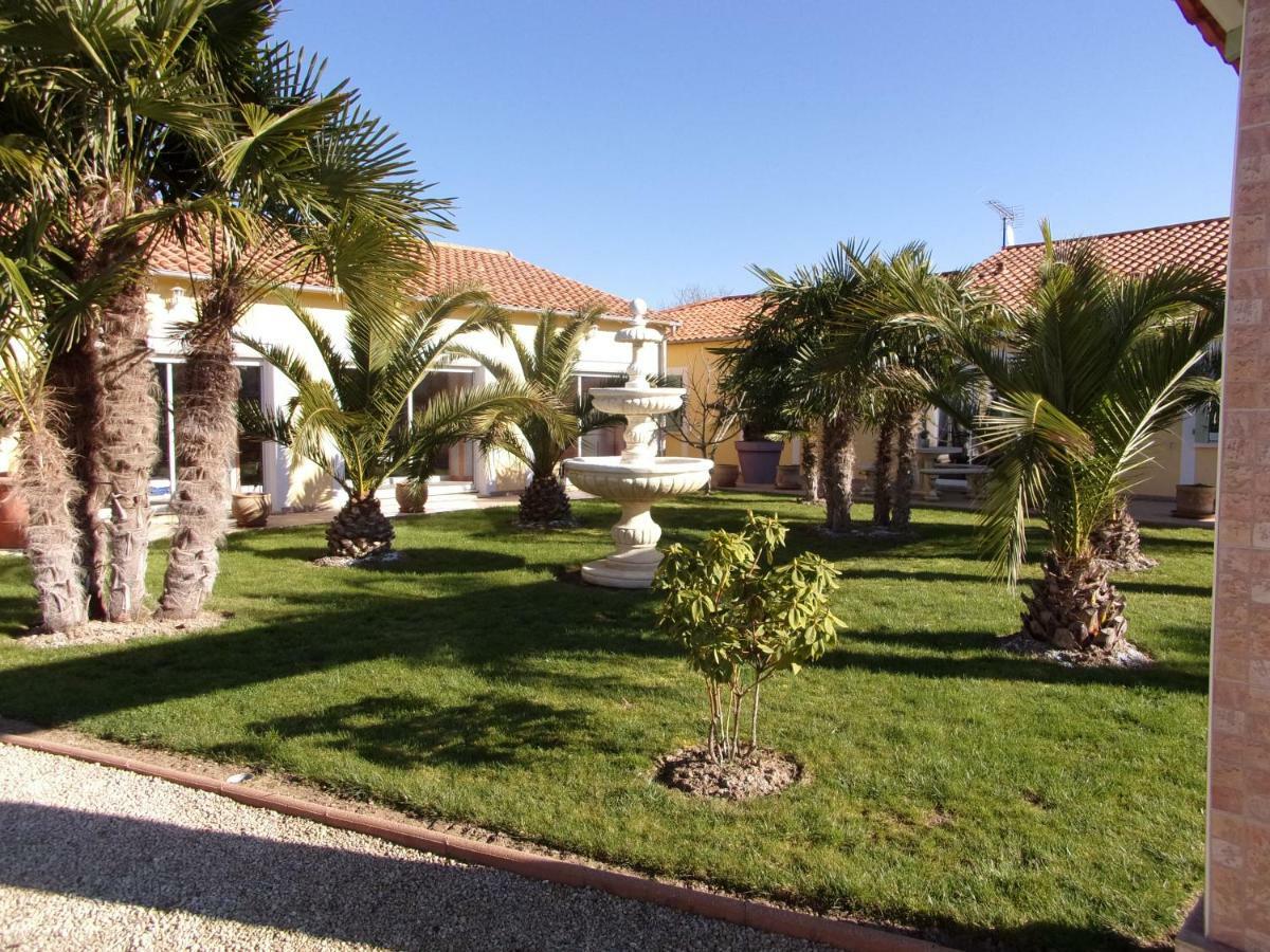 19 Rue Du Cadran Apartment Монморийо Екстериор снимка